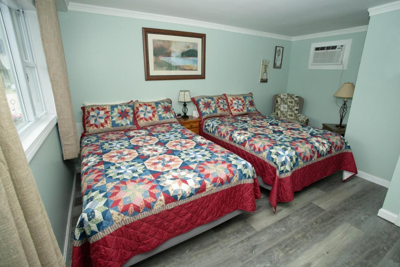 Governor'S Rock Motel Shaftsbury Extérieur photo