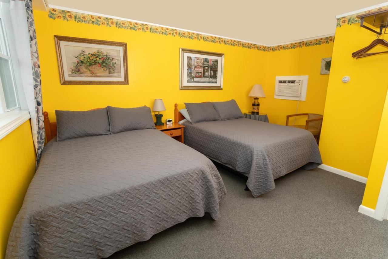 Governor'S Rock Motel Shaftsbury Extérieur photo